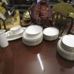 696 1833 DINNERWARE